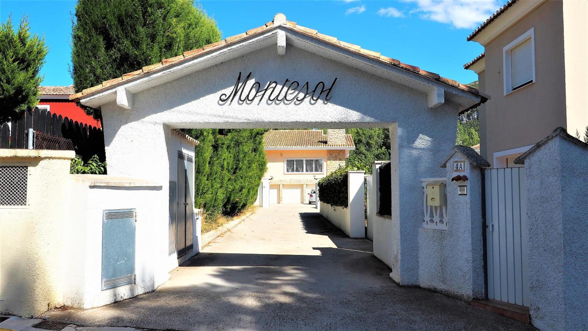 Villa Montesol La Drova Esterno foto
